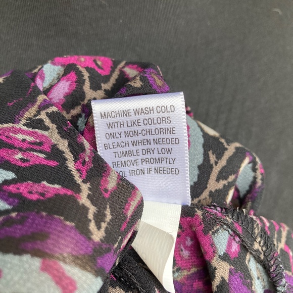 Purple Floral Mandala-Like Blouse - Picture 8 of 8